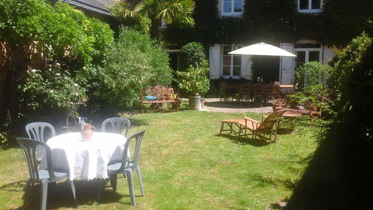 Les Loges Du Chaudron Bed & Breakfast La Chapelle-aux-Choux Exterior photo